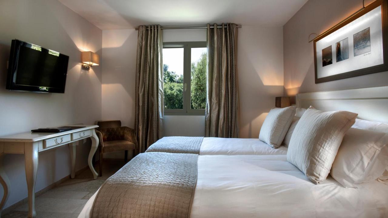 Residence Hoteliere 4 Etoiles Les Mas Du Grand Vallon Mougins Exterior photo