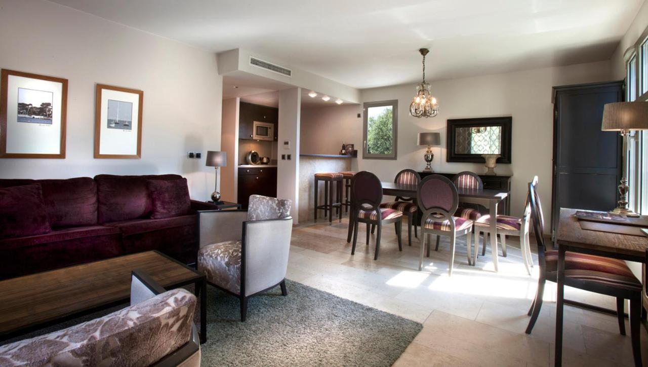 Residence Hoteliere 4 Etoiles Les Mas Du Grand Vallon Mougins Exterior photo