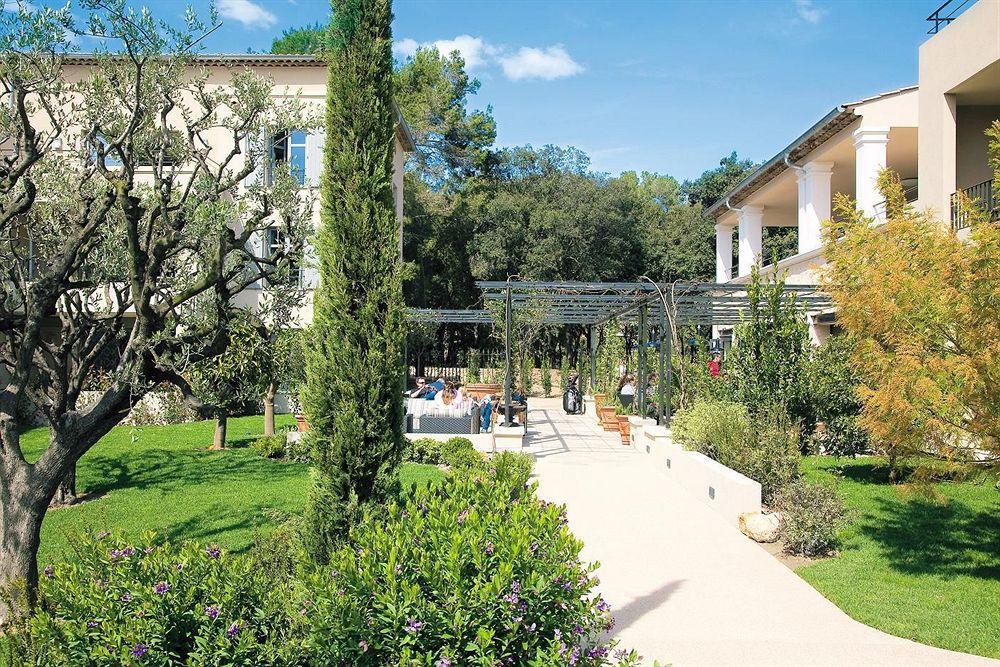 Residence Hoteliere 4 Etoiles Les Mas Du Grand Vallon Mougins Exterior photo