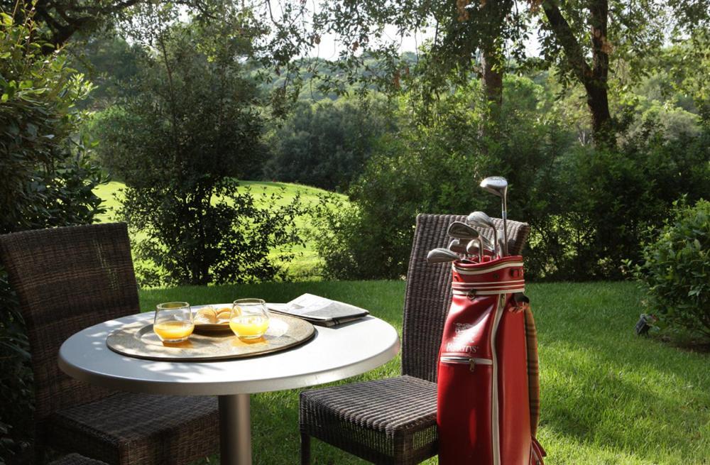 Residence Hoteliere 4 Etoiles Les Mas Du Grand Vallon Mougins Exterior photo