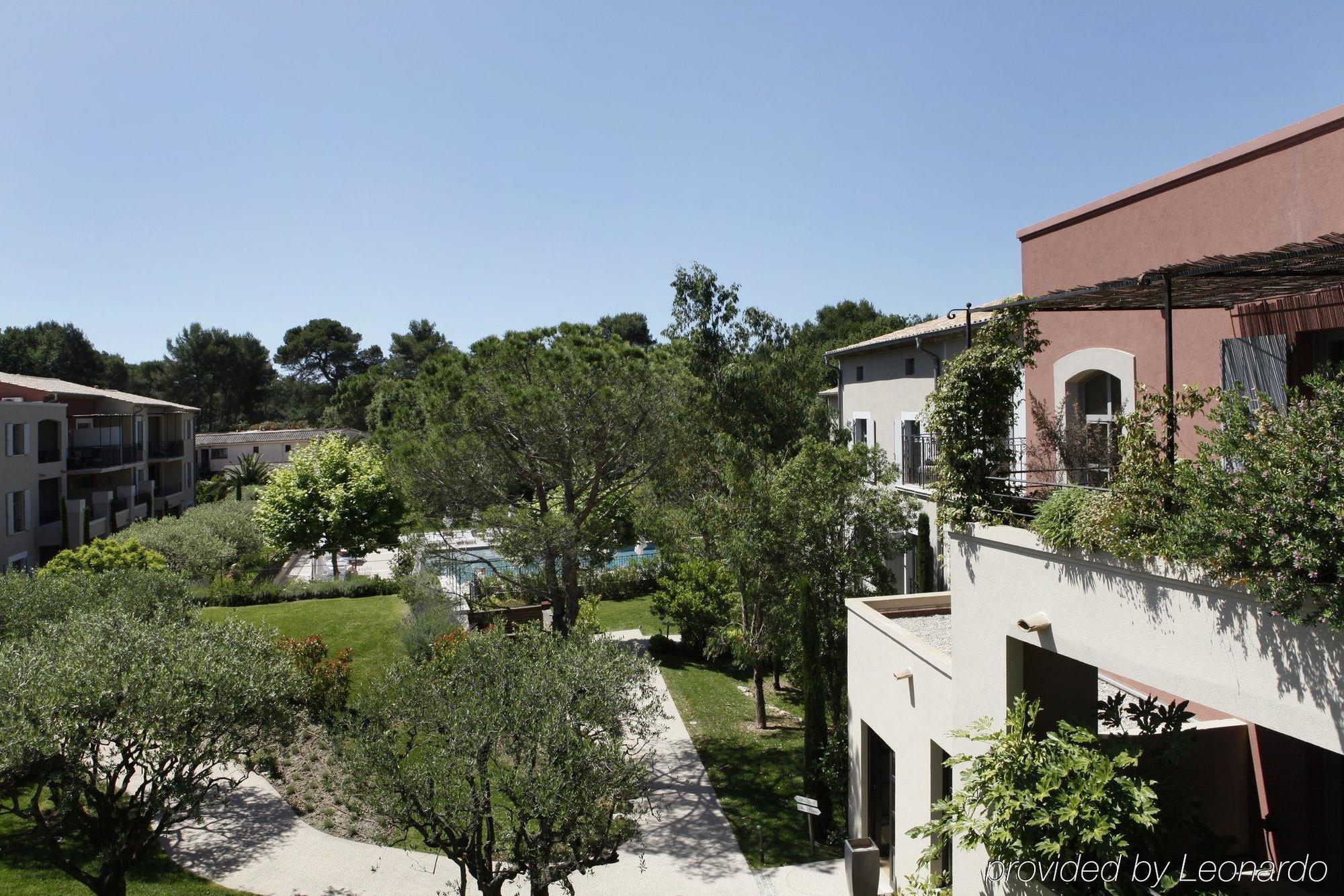 Residence Hoteliere 4 Etoiles Les Mas Du Grand Vallon Mougins Exterior photo