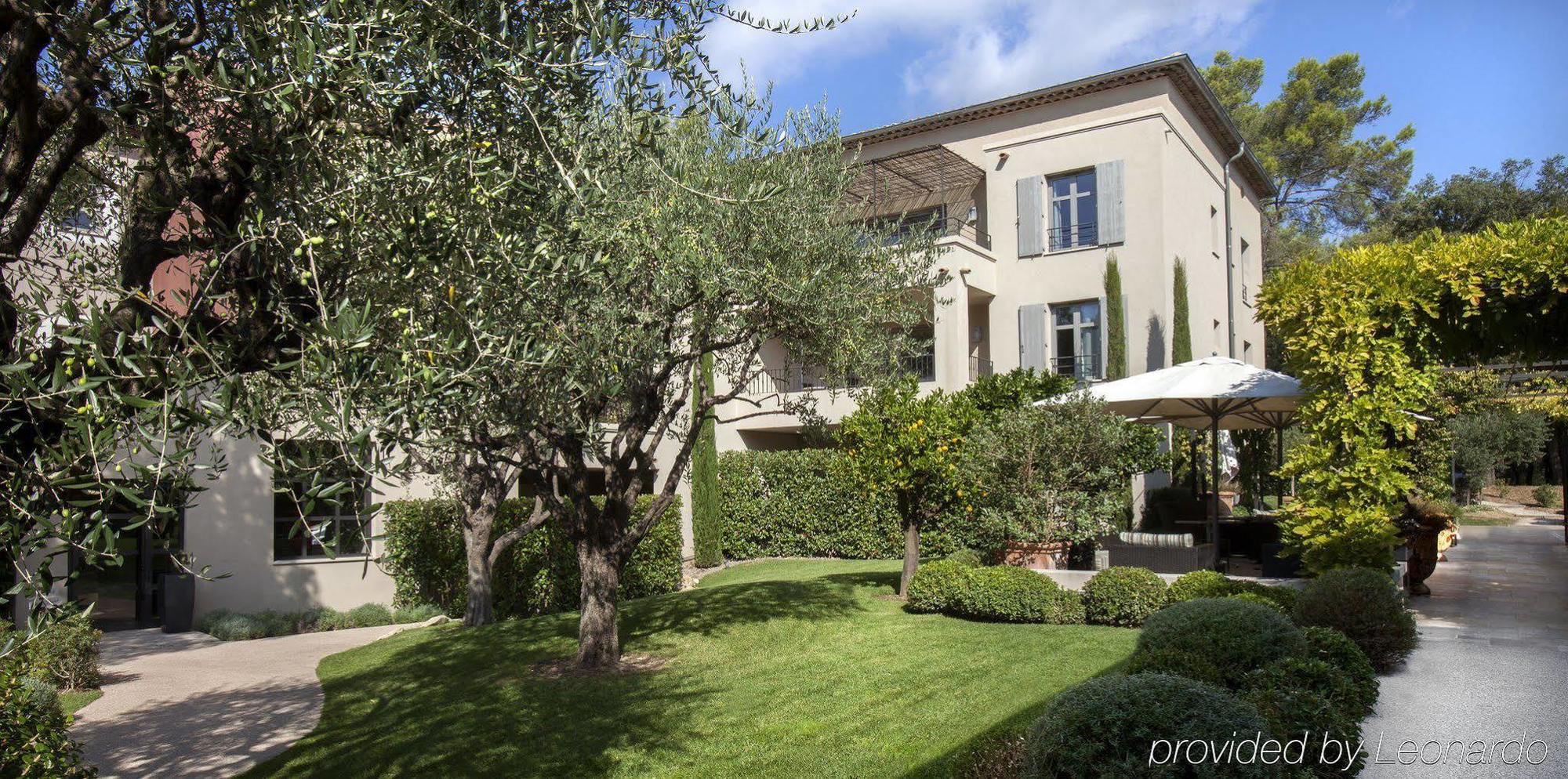 Residence Hoteliere 4 Etoiles Les Mas Du Grand Vallon Mougins Exterior photo