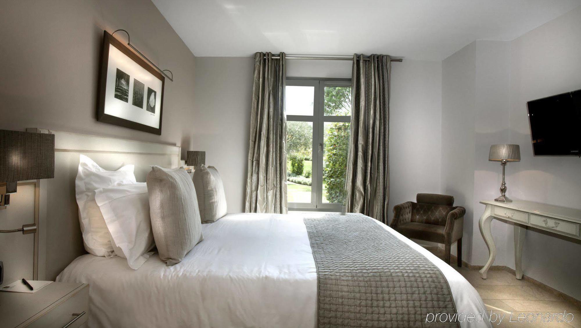 Residence Hoteliere 4 Etoiles Les Mas Du Grand Vallon Mougins Exterior photo