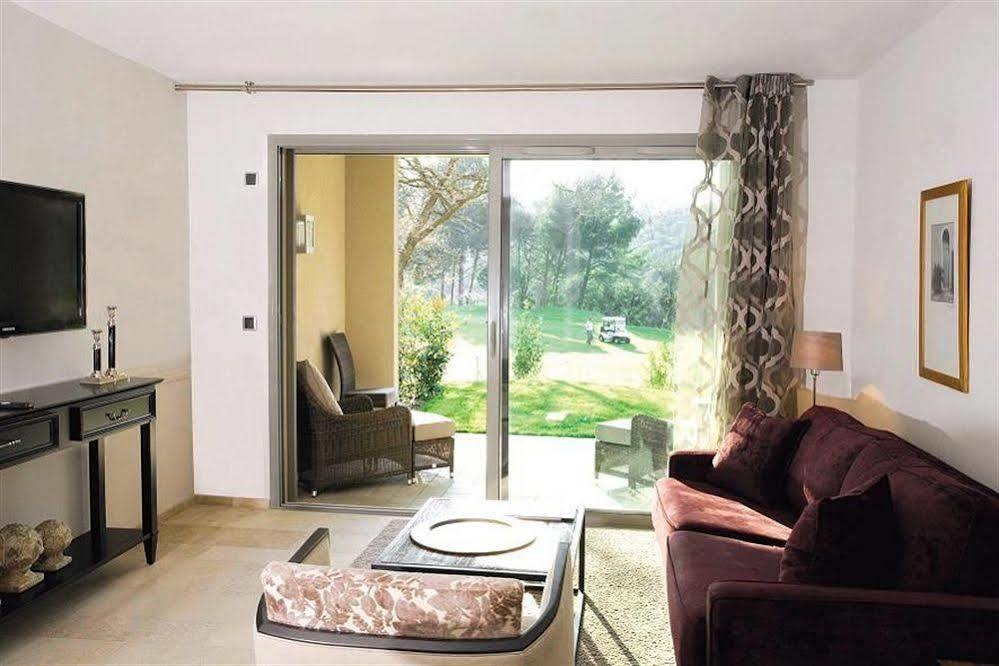 Residence Hoteliere 4 Etoiles Les Mas Du Grand Vallon Mougins Exterior photo