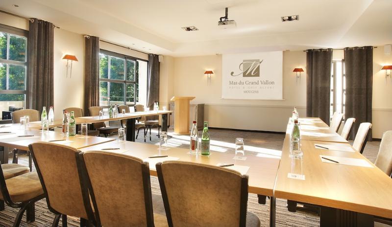 Residence Hoteliere 4 Etoiles Les Mas Du Grand Vallon Mougins Exterior photo